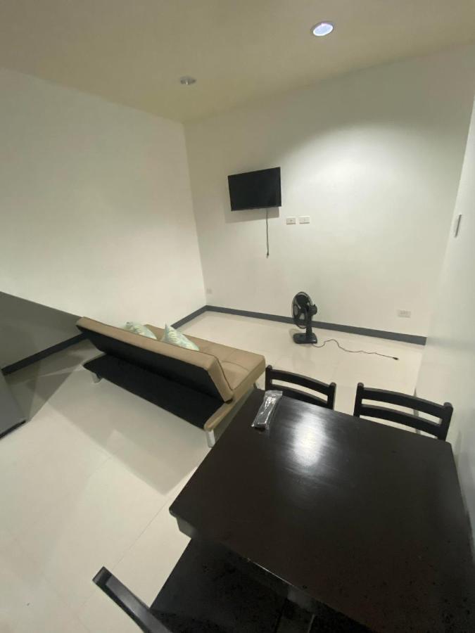 Ma Lourdes' Inn Palompon ภายนอก รูปภาพ