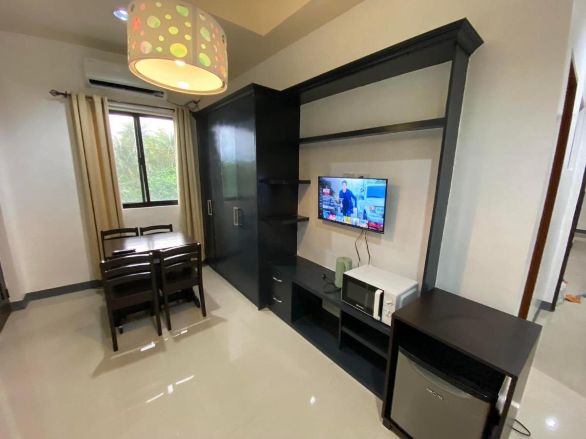 Ma Lourdes' Inn Palompon ภายนอก รูปภาพ